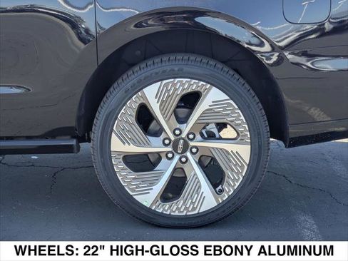 New 2026 Lincoln Navigator L Black Label AWD/4WD image 6