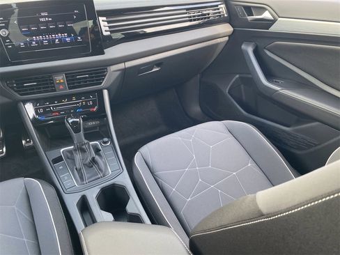 New 2025 Volkswagen Jetta Sport image 12