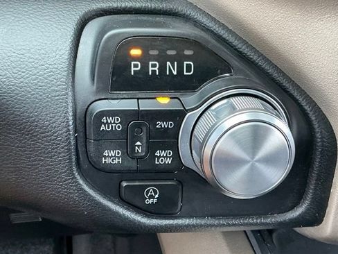 Used 2022 RAM 1500 Laramie AWD/4WD image 29