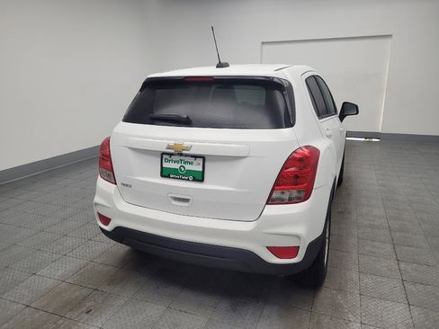 Used 2020 Chevrolet Trax LS w/ Tint and Cruise Package FWD image 7