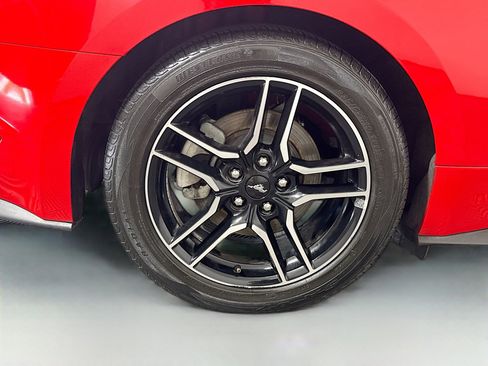 Used 2021 Ford Mustang Premium image 31