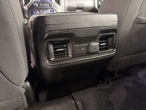 Used 2022 Chevrolet Silverado 1500 LT Trail Boss w/ Bed Protection Package image 21