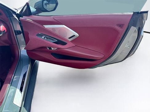 Used 2022 Chevrolet Corvette Stingray Premium Conv w/ Battery Protection Package image 8