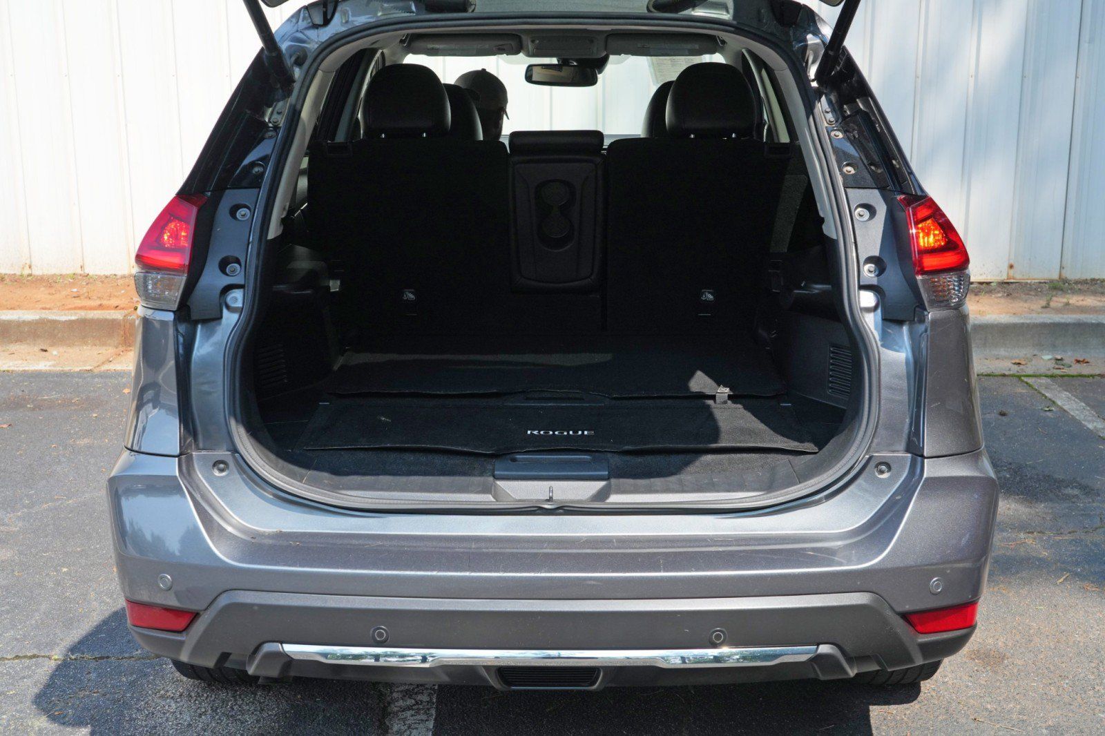 Used 2020 Nissan Rogue SL FWD image 9