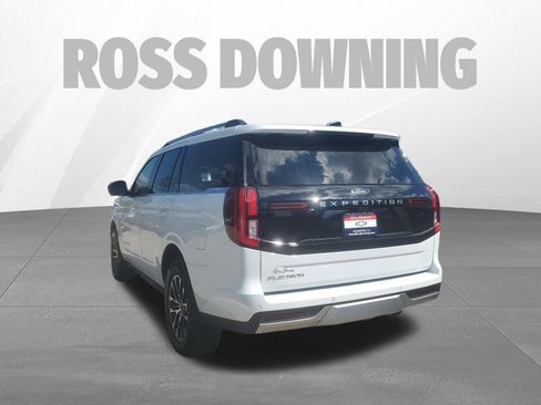 Used 2025 Ford Expedition Platinum image 6