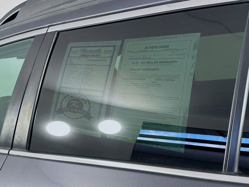 Used 2023 Subaru Outback Premium image 36