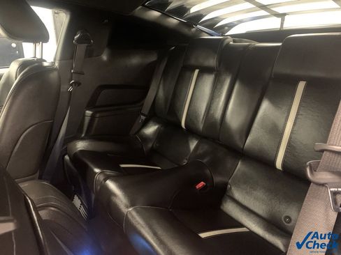 Used 2010 Ford Mustang GT image 17