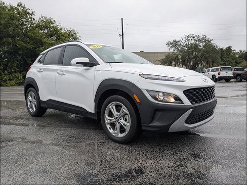 Used 2023 Hyundai Kona SEL w/ Cargo Package AWD/4WD image 2