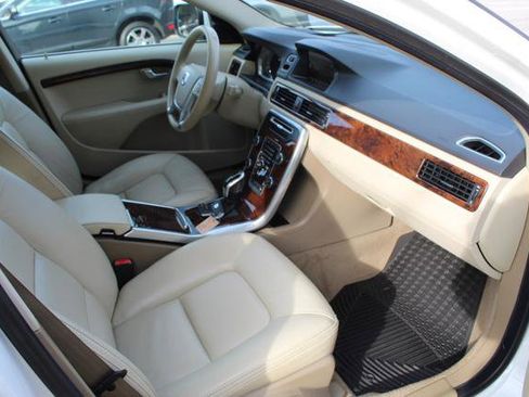 Used 2015 Volvo XC70 3.2 Premier Plus image 28