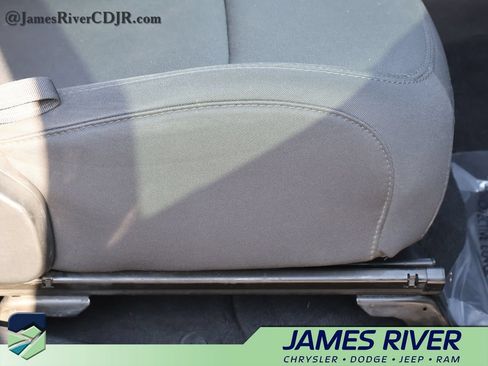 Used 2022 Jeep Wrangler Unlimited Sport AWD/4WD image 10