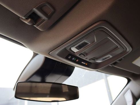 Used 2024 GMC Sierra 1500 Elevation image 25