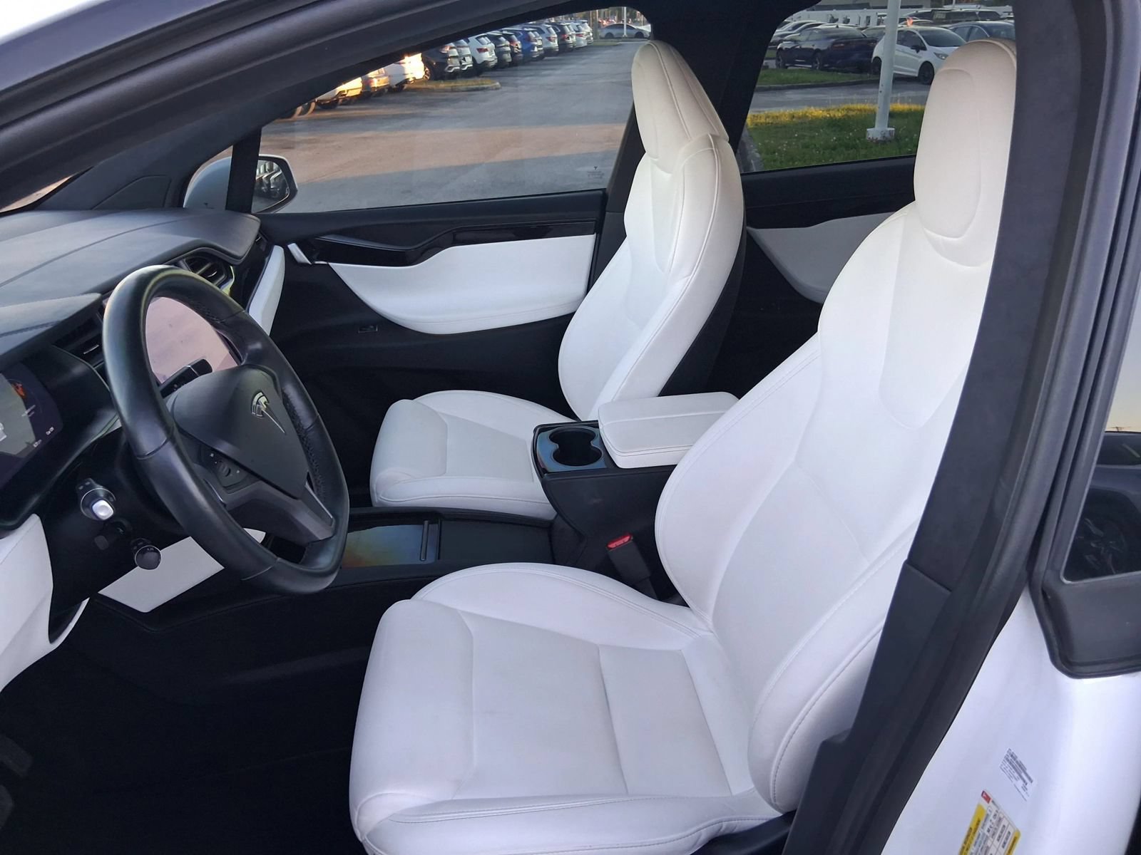 Used 2020 Tesla Model X Long Range AWD/4WD image 9