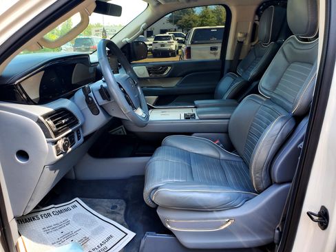 Used 2018 Lincoln Navigator Black Label w/ Cargo Package image 15
