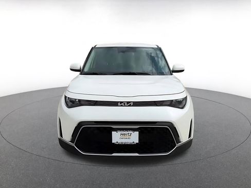 Used 2025 Kia Soul LX w/ LX Technology Package FWD image 4