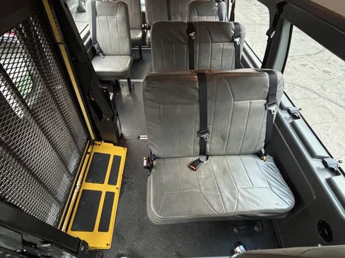 Used 2011 Ford E-250 and Econoline 250 Extended w/ PWR Group image 12