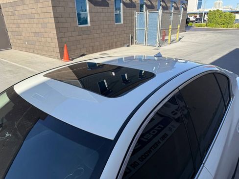 Used 2018 INFINITI Q50 Luxe w/ Cargo Package (L95) RWD image 9