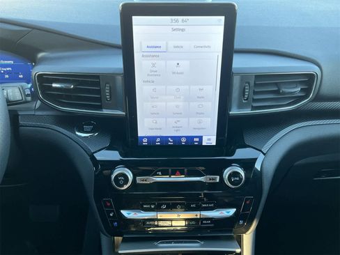 Certified 2024 Ford Explorer ST w/ Equipment Group 401A image 28