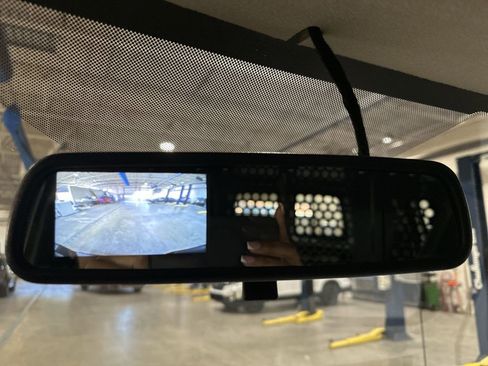 Used 2024 GMC Savana 2500 w/ Driver Convenience Package image 20