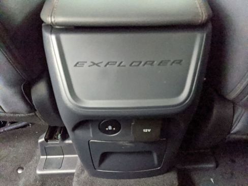 New 2025 Ford Explorer Active image 19