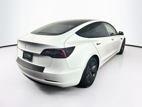 Used 2022 Tesla Model 3 RWD image 9