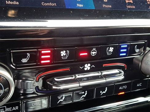 Used 2022 Jeep Grand Cherokee Summit image 19