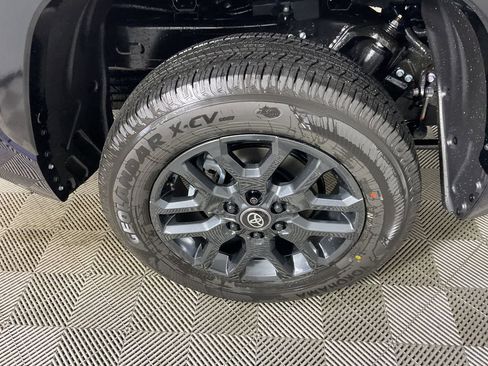 New 2026 Toyota Tundra Platinum AWD/4WD image 8