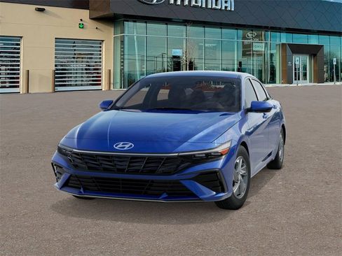 New 2026 Hyundai Elantra SE image 6