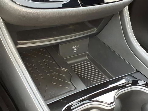 New 2026 Chrysler Pacifica Limited w/ S Appearance Package image 26