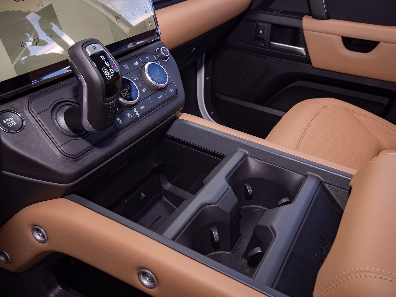 New 2026 Land Rover Defender 110 X-Dynamic SE AWD/4WD image 30