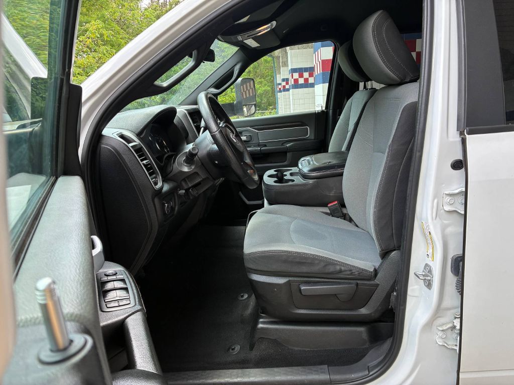 Used 2021 RAM 2500 Big Horn AWD/4WD image 9