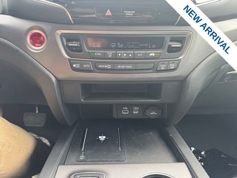 Used 2024 Honda Ridgeline Sport image 26