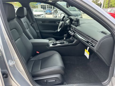 Used 2025 Honda Civic Sport Touring image 17