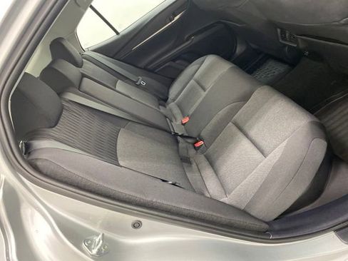 Used 2025 Toyota Camry LE image 32