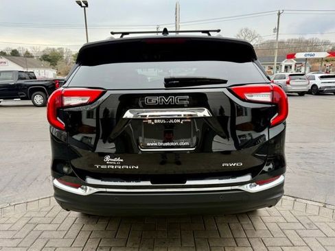 Used 2022 GMC Terrain SLT w/ Infotainment Package II image 10