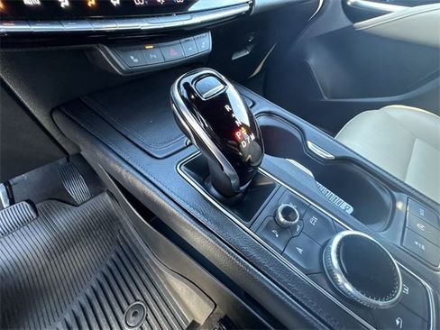 Used 2024 Cadillac XT4 Luxury image 17