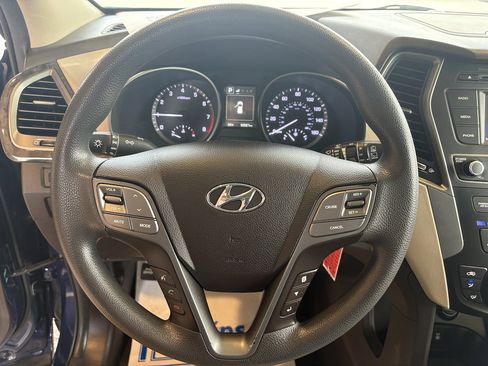 Used 2018 Hyundai Santa Fe Sport FWD image 11