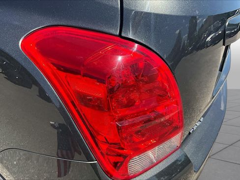 Used 2020 Chevrolet Trax LS w/ Tint and Cruise Package FWD image 28