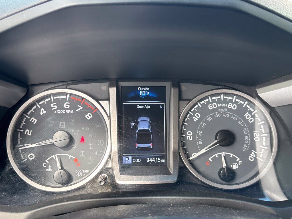 Used 2023 Toyota Tacoma SR5 w/ Technology Package AWD/4WD image 21