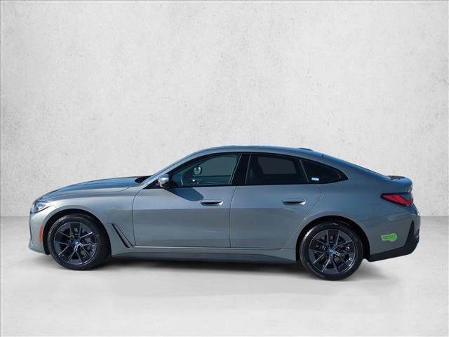 Used 2023 BMW i4 eDrive35 w/ Premium Package RWD image 9