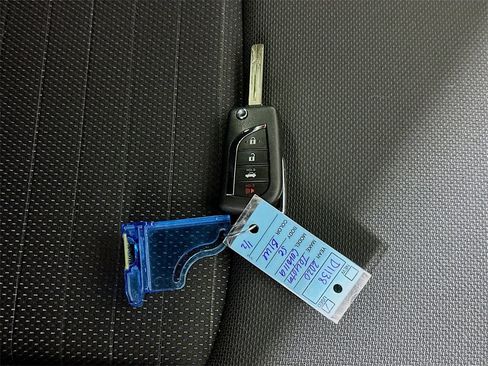 Used 2020 Toyota Corolla SE image 31