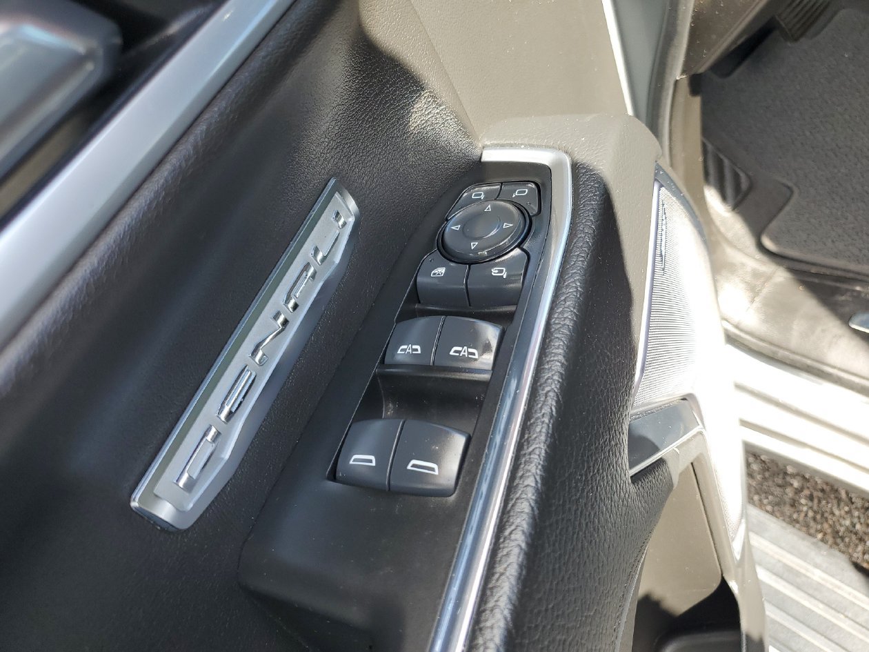 Used 2025 GMC Sierra 1500 Denali AWD/4WD image 18