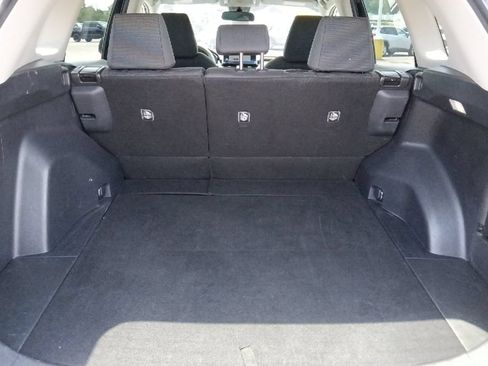 Used 2025 Toyota RAV4 LE AWD/4WD image 28