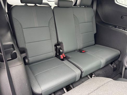 New 2026 GMC Acadia AT4 w/ Luxury Package image 8