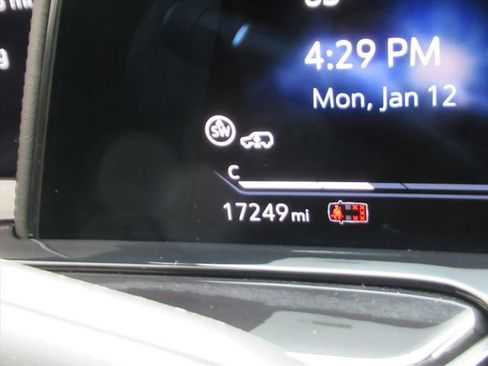 Used 2024 Cadillac Escalade ESV V w/ Heavy-Duty Trailer Package image 45