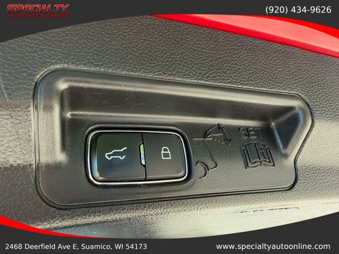 Used 2021 Ford Explorer XLT w/ Equipment Group 202A AWD/4WD image 25