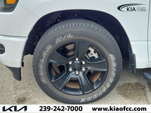 Used 2022 RAM 1500 Big Horn RWD image 5