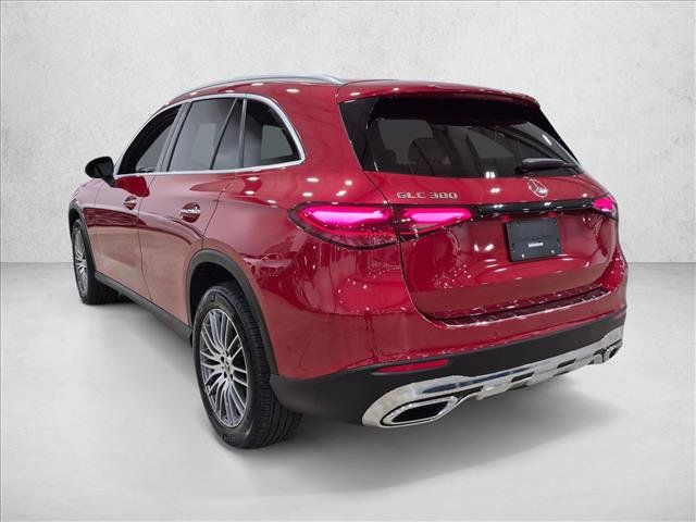 Used 2026 Mercedes-Benz GLC 300 image 8