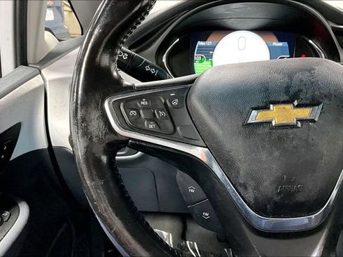 Used 2020 Chevrolet Bolt LT image 11