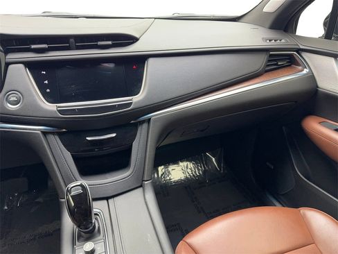 Used 2021 Cadillac XT5 Premium Luxury image 57