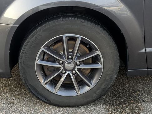 Used 2017 Dodge Grand Caravan SXT image 19